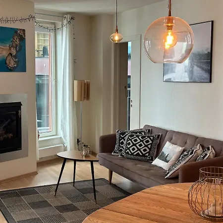 2-bedroom Seaside Lägenhet *